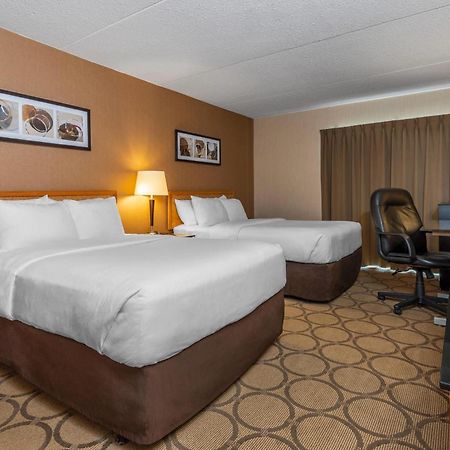 Comfort Inn West Эдмонтон Экстерьер фото