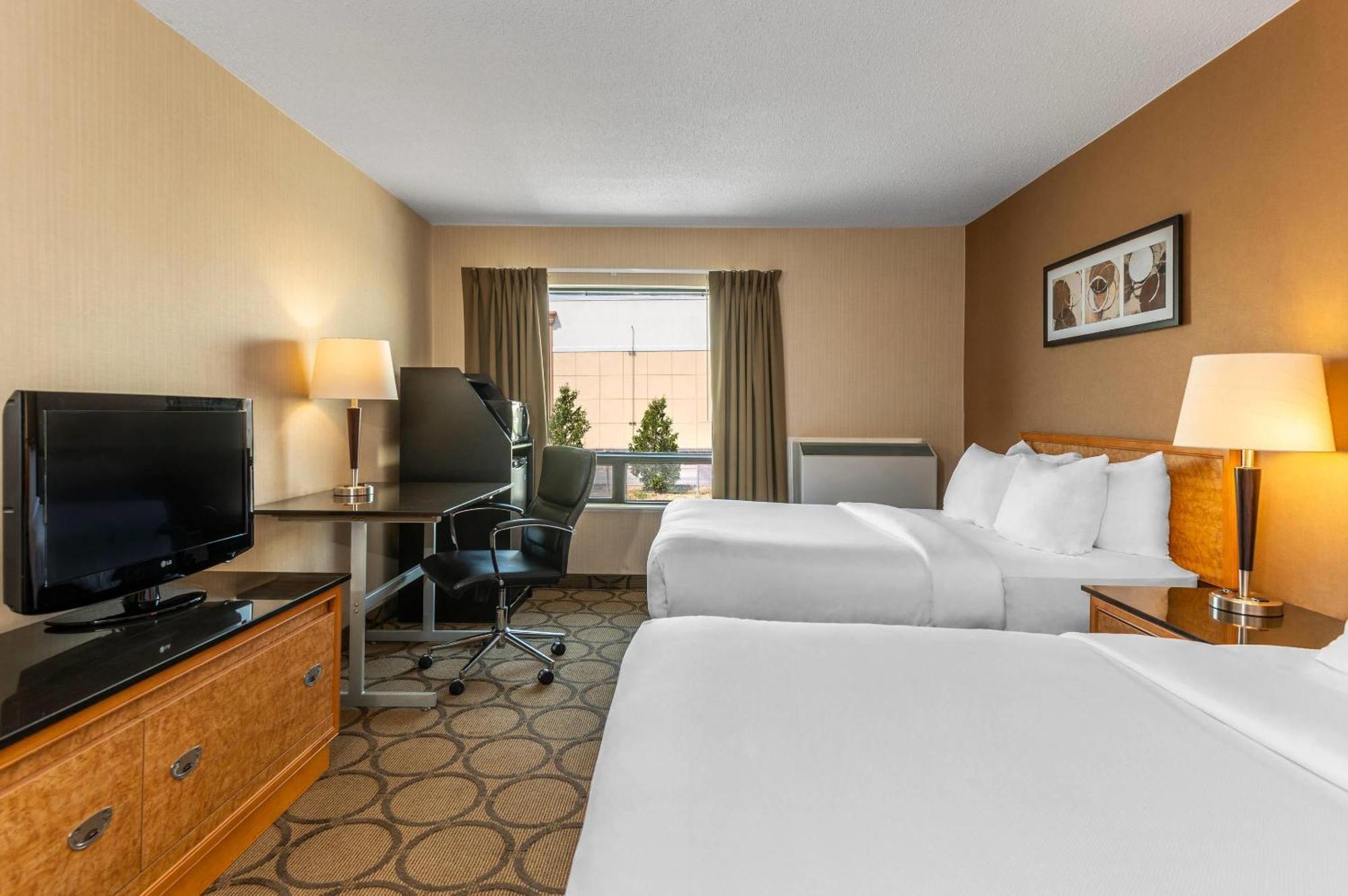 Comfort Inn West Эдмонтон Экстерьер фото
